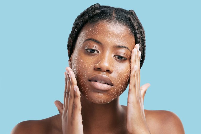 Tẩy tế bào chết: Bí quyết sở hữu làn da sáng mịn với sugar scrub tự nhiên